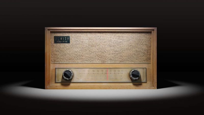 Geçmişin Geleceği, Radyonun Popülerleşmesi