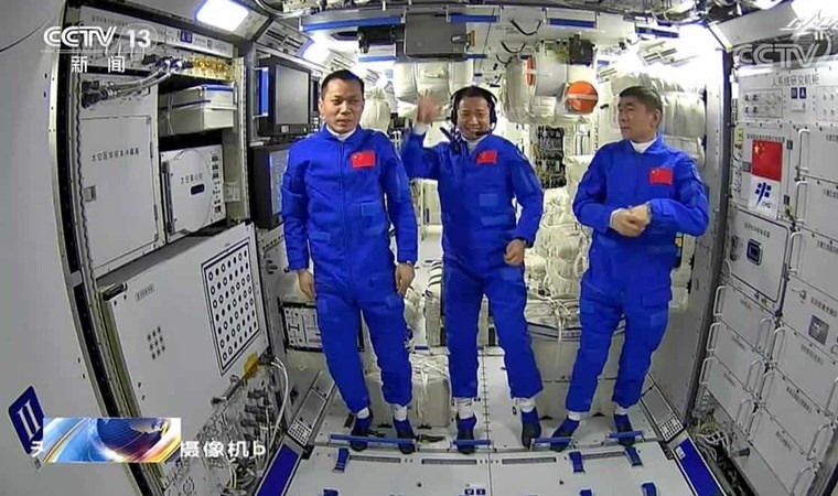 Çin’in Tiengong Taykonotları Başarılı Görev Sonrası Dünya’ya Döndü